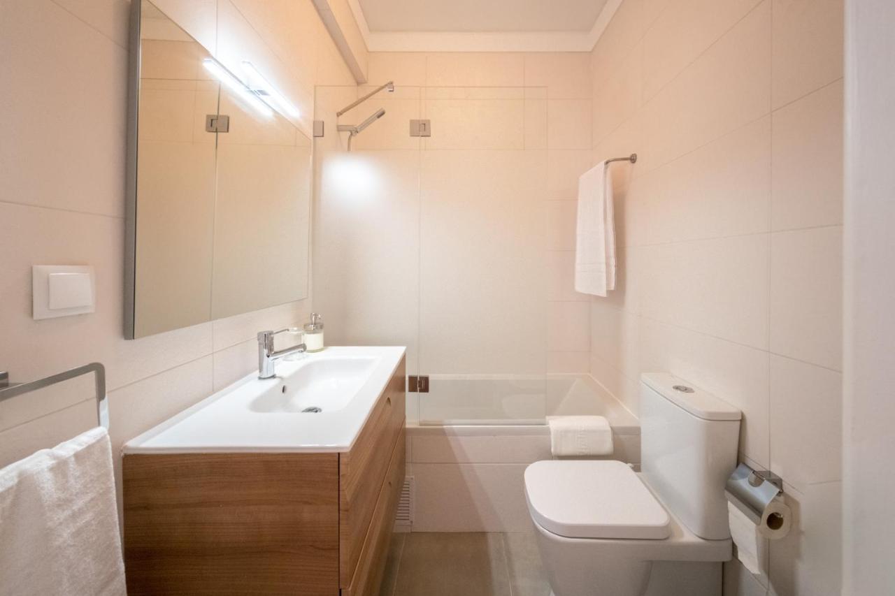 Central Family And Executive Apartment Lisbon Bagian luar foto