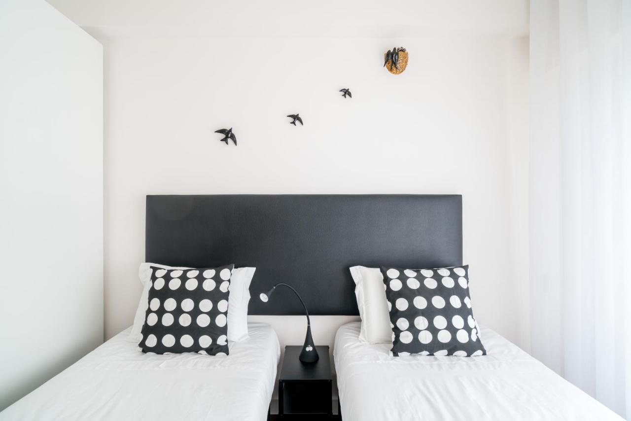 Central Family And Executive Apartment Lisbon Bagian luar foto